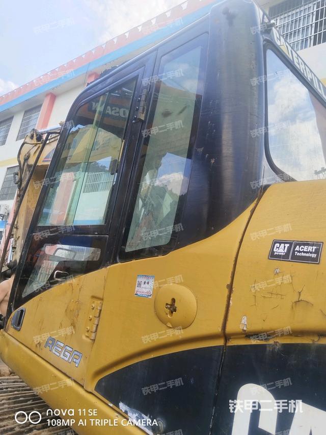 駕駛室左后45度（駕駛室部分）