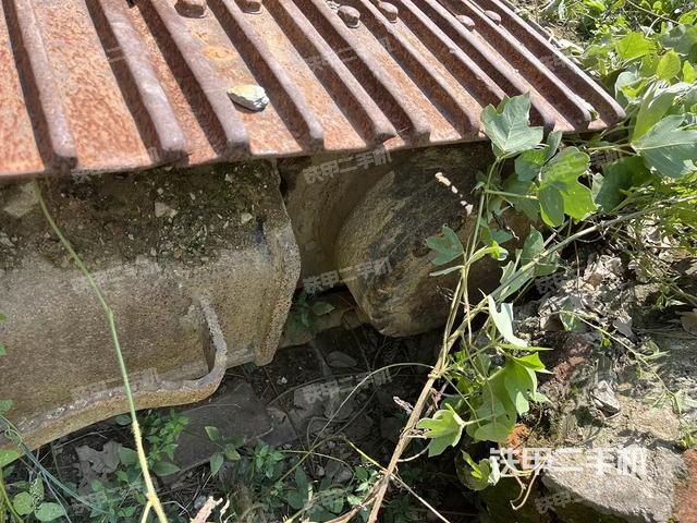 单侧履带整体（整机外观）