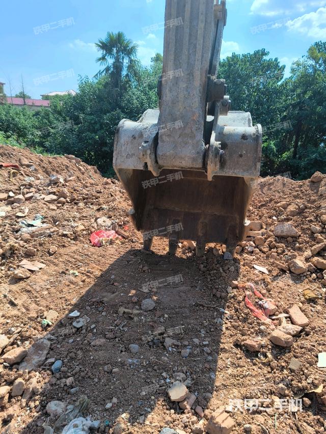 小臂整體左后（工作和回轉(zhuǎn)裝置）