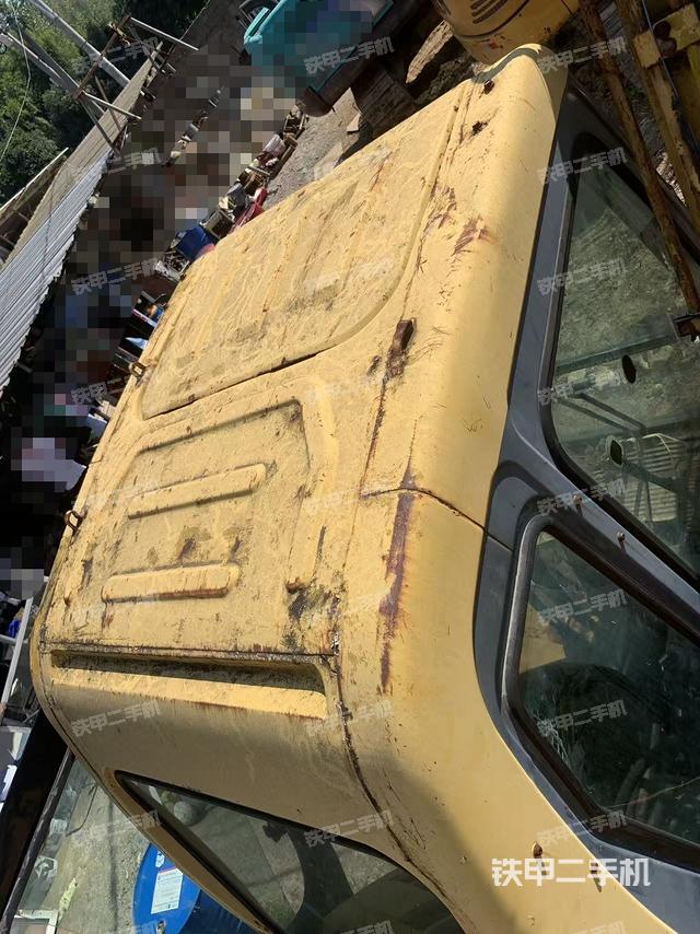 駕駛室頂部（整機(jī)外觀）