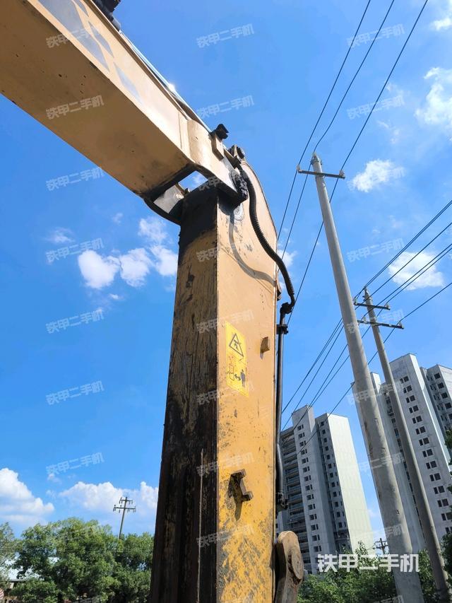 大臂油缸整體?豎拍（工作和回轉(zhuǎn)裝置）