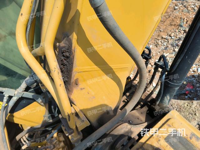 大臂油缸整體?豎拍（工作和回轉(zhuǎn)裝置）