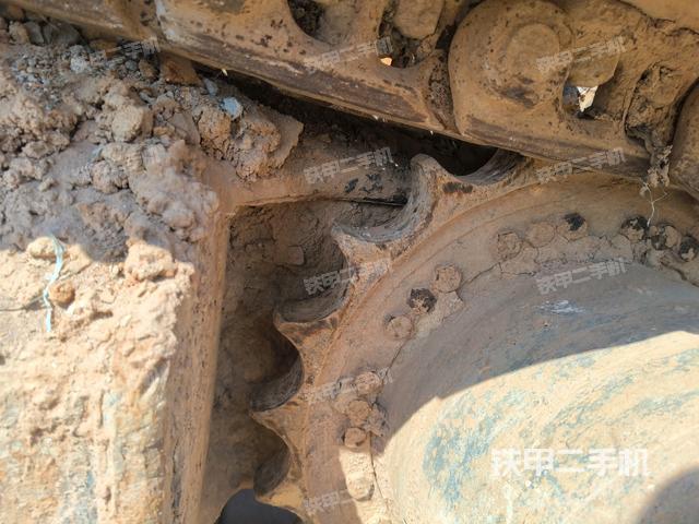 右侧履带整体（行走机构）