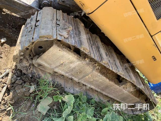 單側(cè)履帶整體（整機(jī)外觀）