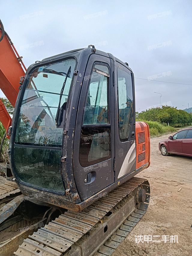 駕駛室整體（整機(jī)外觀）