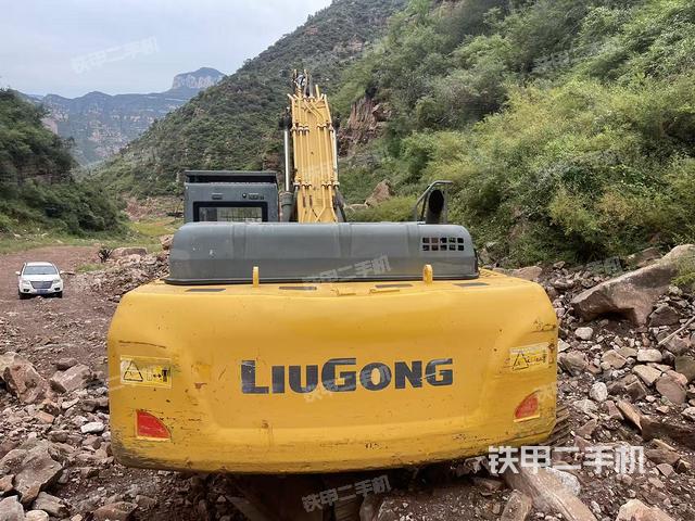 整機(jī)右后45°(整機(jī)外觀) 整機(jī)右后45°(整機(jī)外觀)