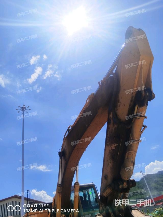 大臂整体 右侧（工作和回转装置）