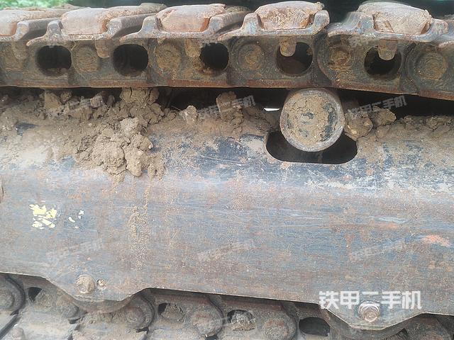 單側(cè)履帶整體（整機(jī)外觀）