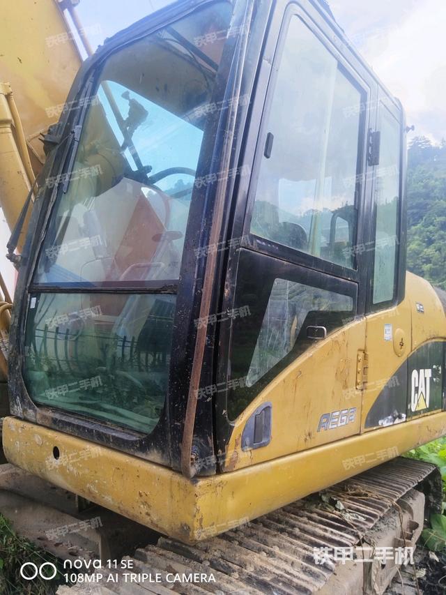 駕駛室左前45度（駕駛室部分）