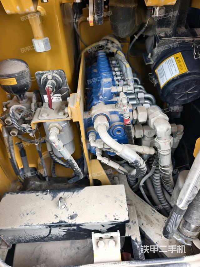 分配閥（上車部件）