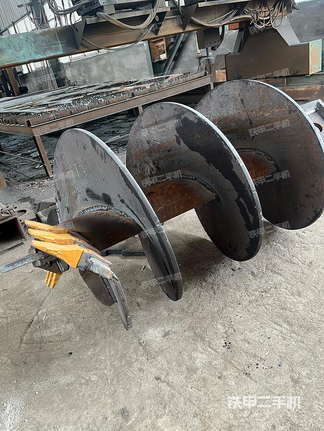 整機左側(cè)（設(shè)備外觀及核心部件）