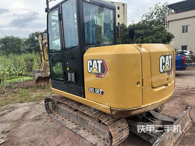 驾驶室整体（整机外观）