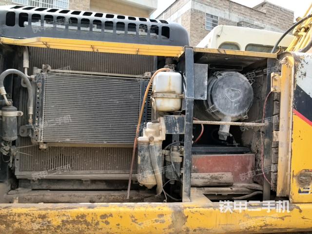 液压泵室（大件舱室）