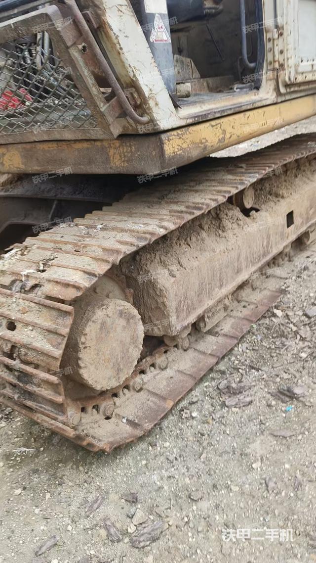 单侧履带整体（整机外观）