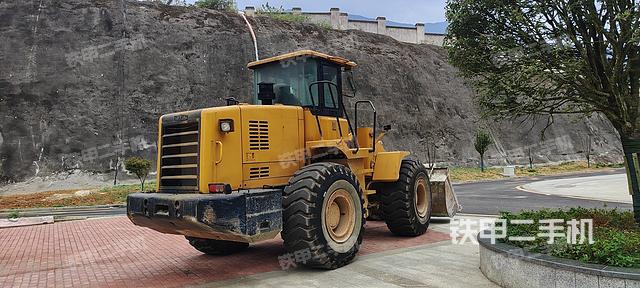 整機右后45°（整機外觀及大件）