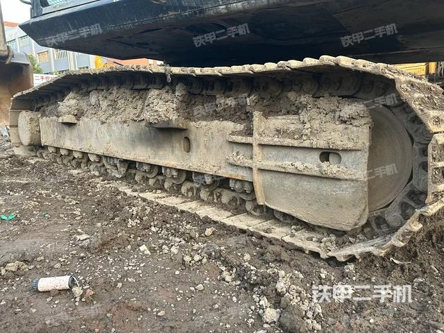 单侧履带整体（整机外观）