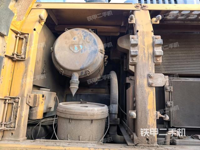 液压泵斜45 左（大件舱室）