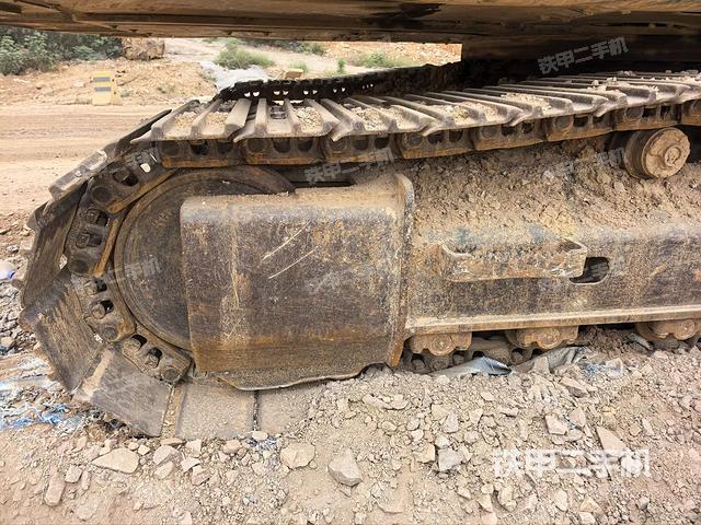 左侧行走马达盖板（行走机构）