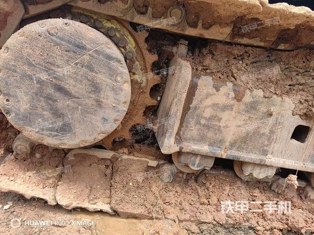 单侧履带整体（整机外观）