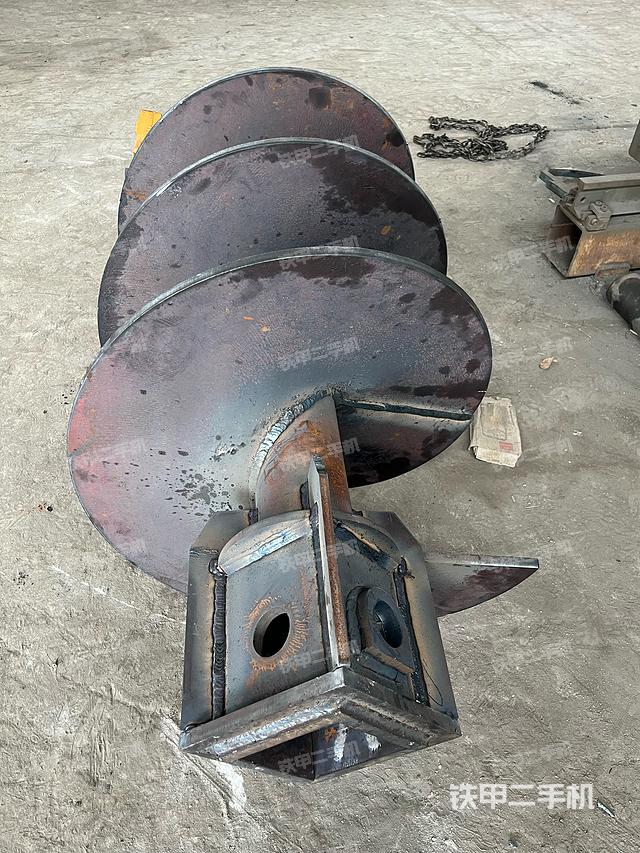 整機右后45°（設(shè)備外觀及核心部件）