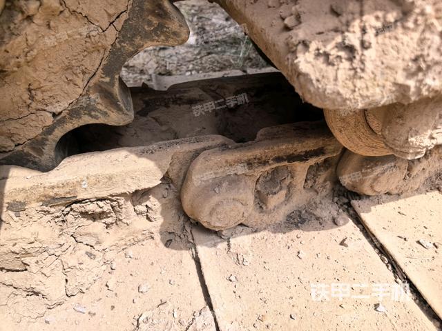 右侧履带整体（行走机构）