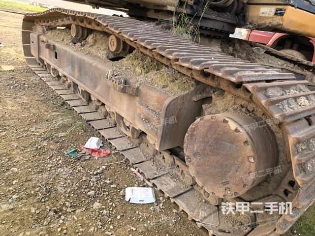 右侧行走马达盖板（行走机构）