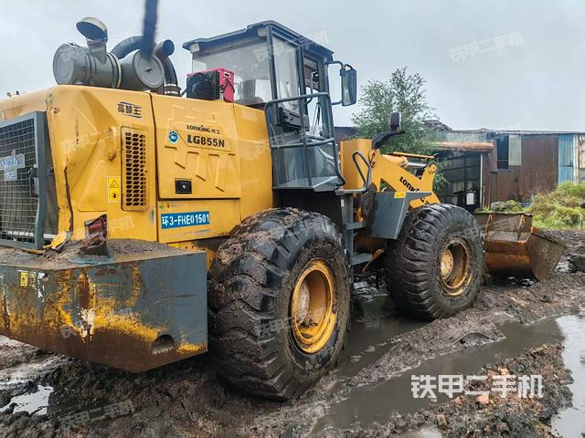 整機(jī)右后45°（整機(jī)外觀及大件）