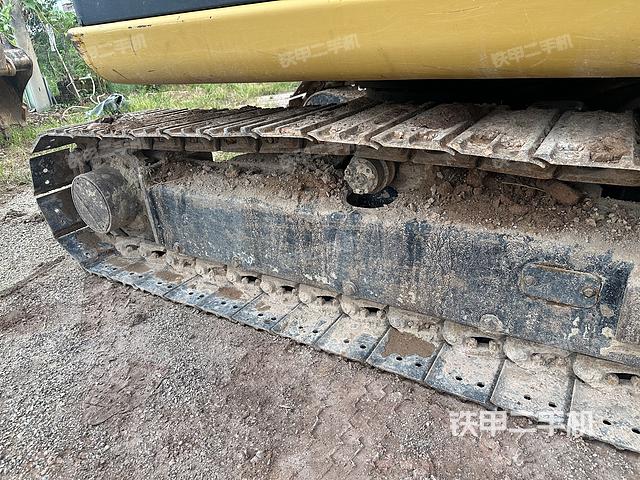 单侧履带整体（整机外观）