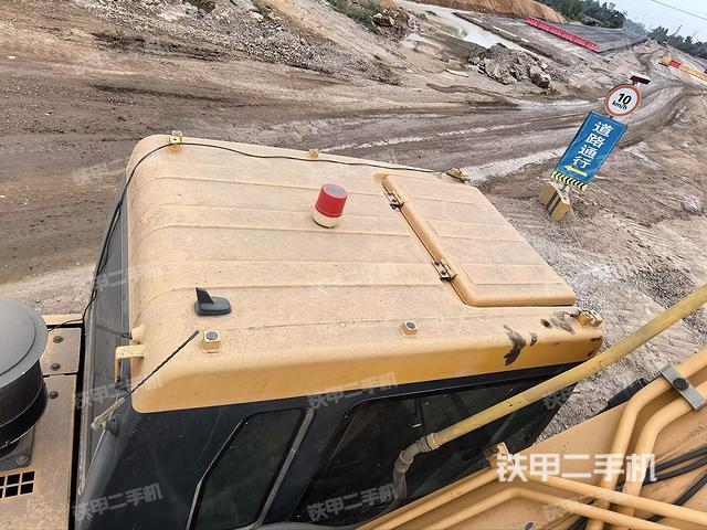 驾驶室顶部俯视（上车部件）