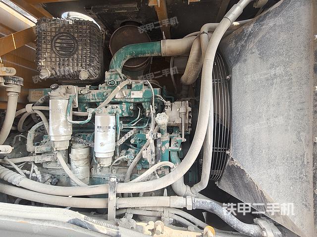 發(fā)動機左側（整機外觀及大件）