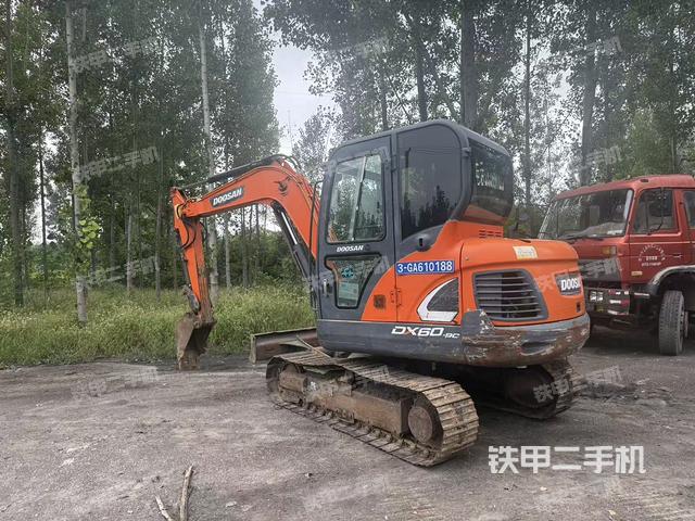 斗山DX55-9C挖掘機(jī)