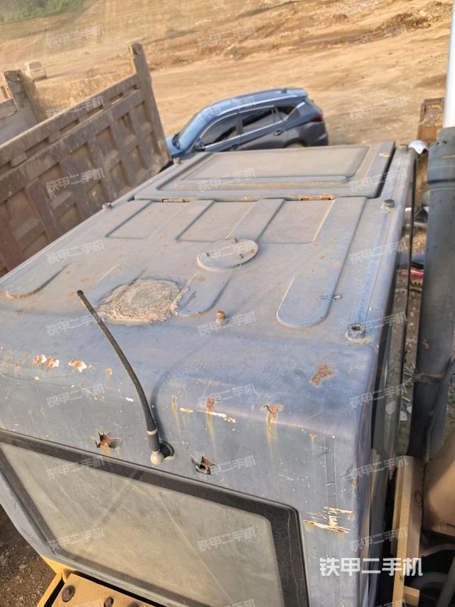 驾驶室顶部俯视（上车部件）