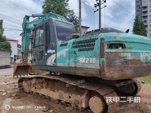 神钢SK210LC-8挖掘机