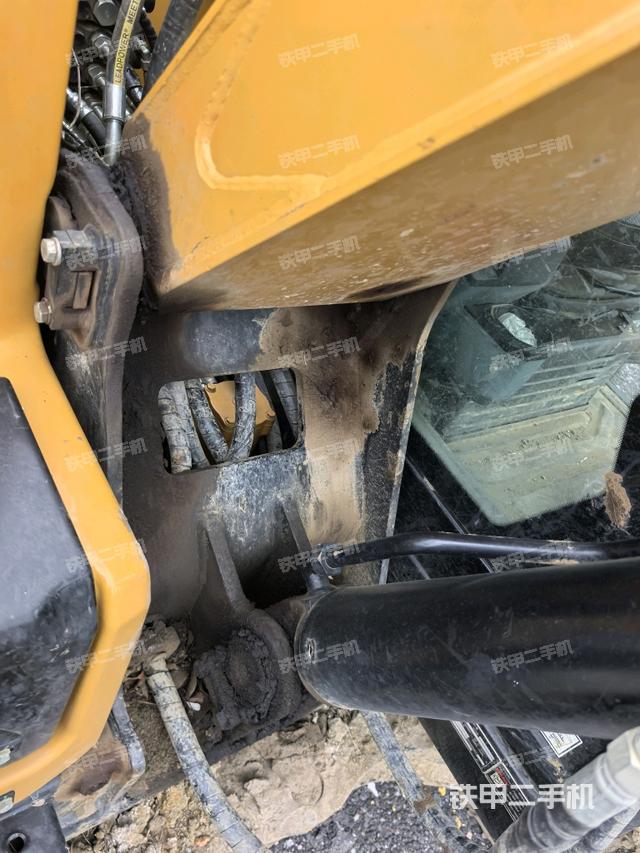 大臂根部 斜（工作和回转装置）