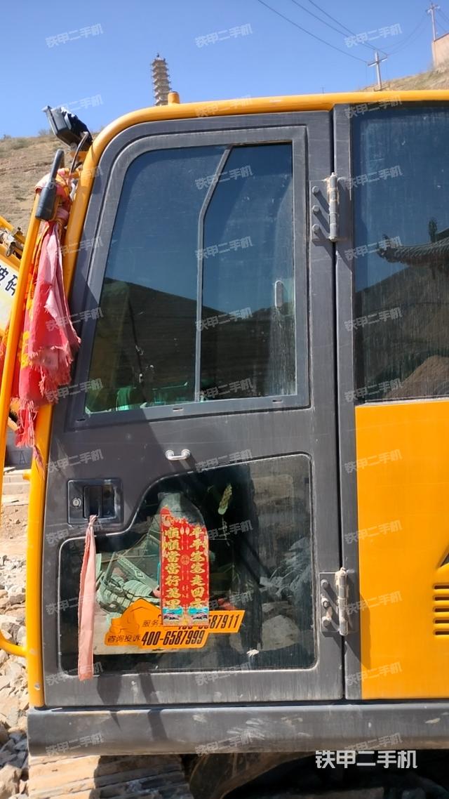 駕駛室整體（整機(jī)外觀）