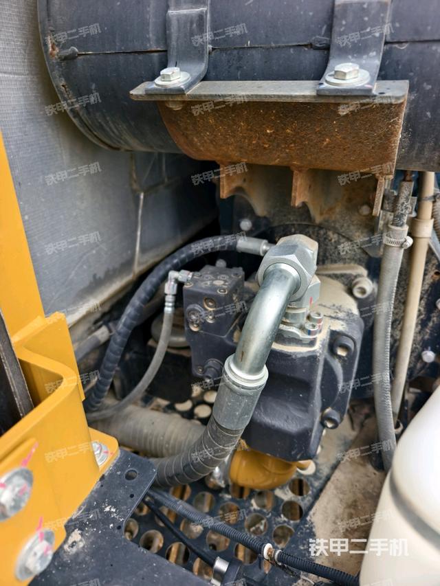 液壓泵室（大件艙室）