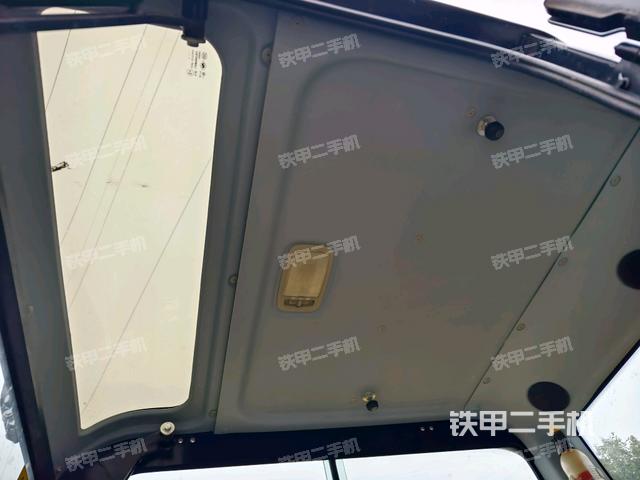 頂棚整體（駕駛室部分）