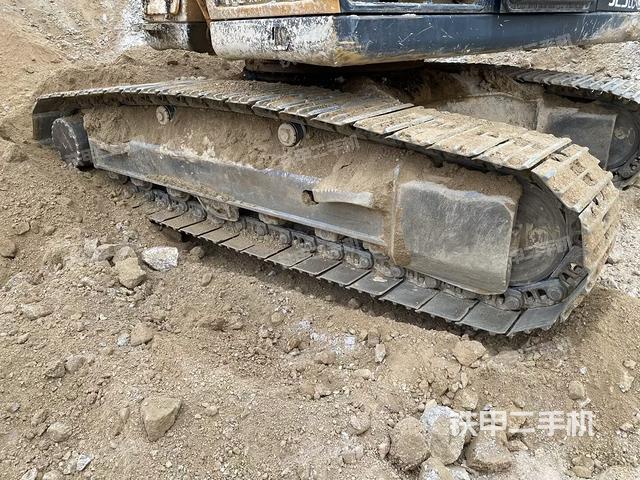 单侧履带整体（整机外观）