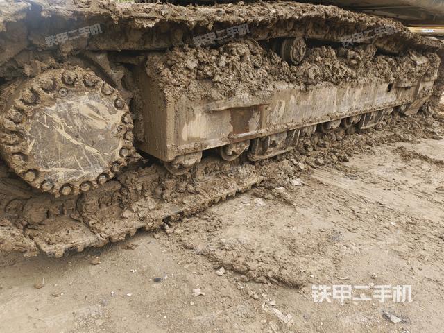 右側(cè)行走馬達蓋板（行走機構(gòu)）