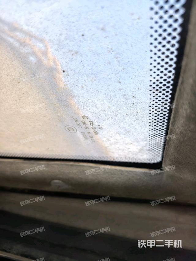 座椅后部（驾驶室部分）