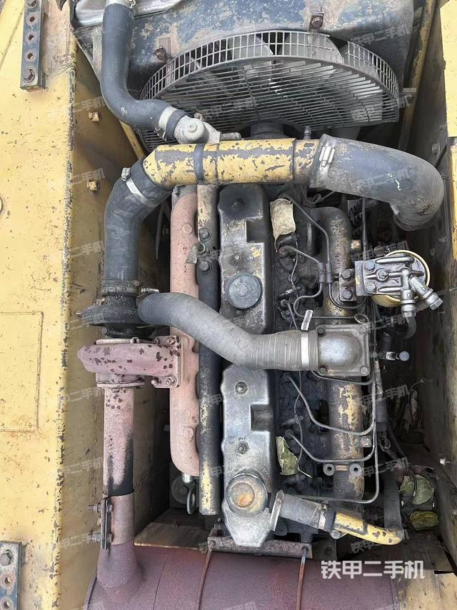 发动机整体俯视（整机外观）