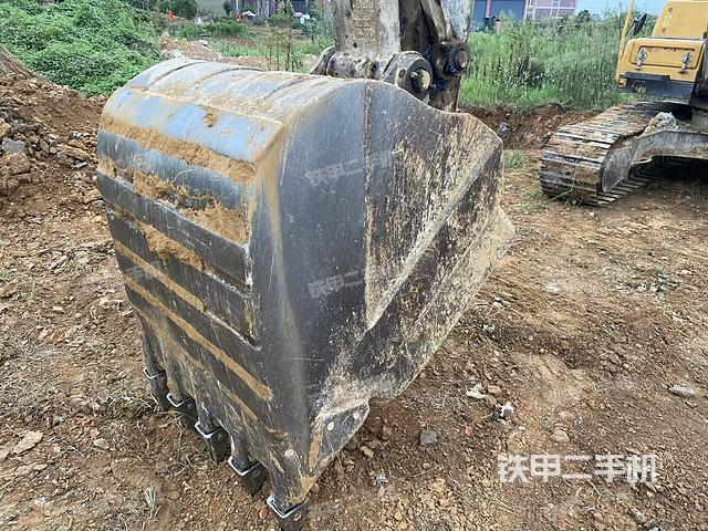 驾驶室整体（整机外观）