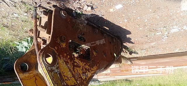 整機(jī)右后45°（設(shè)備外觀及核心部件）