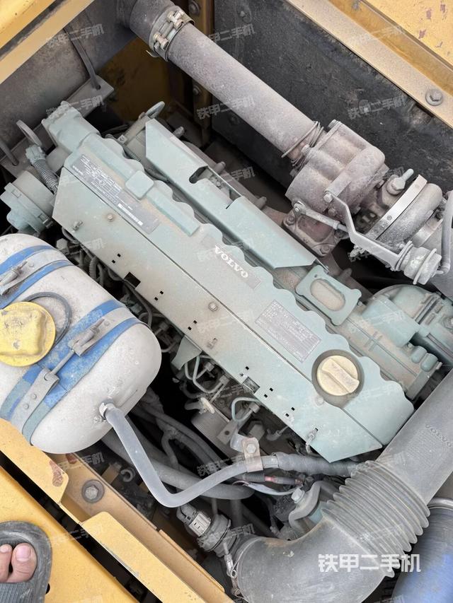 发动机整体俯视（整机外观）