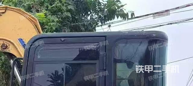 駕駛室頂部（整機(jī)外觀）