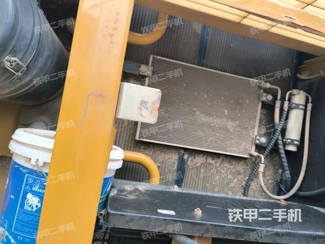 液压泵斜45 右（大件舱室）