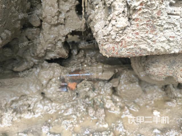 右侧履带整体（行走机构）