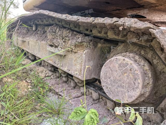 左導(dǎo)向輪（行走機(jī)構(gòu)）