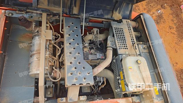 发动机整体俯视（整机外观）