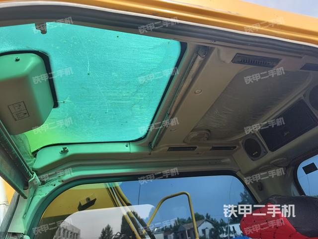 頂棚整體（駕駛室部分）